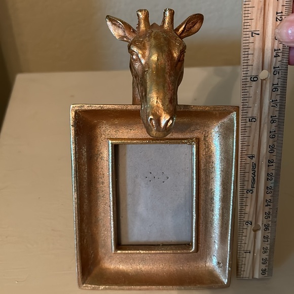 Gold table top frame - Picture 4 of 6